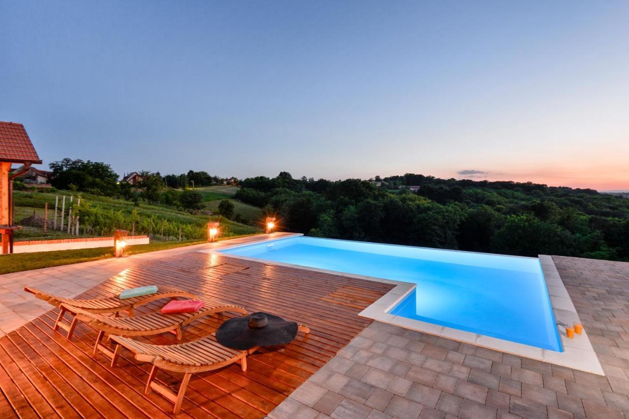 Holiday Home Dika Sveti Martin Na Muri Esterno foto
